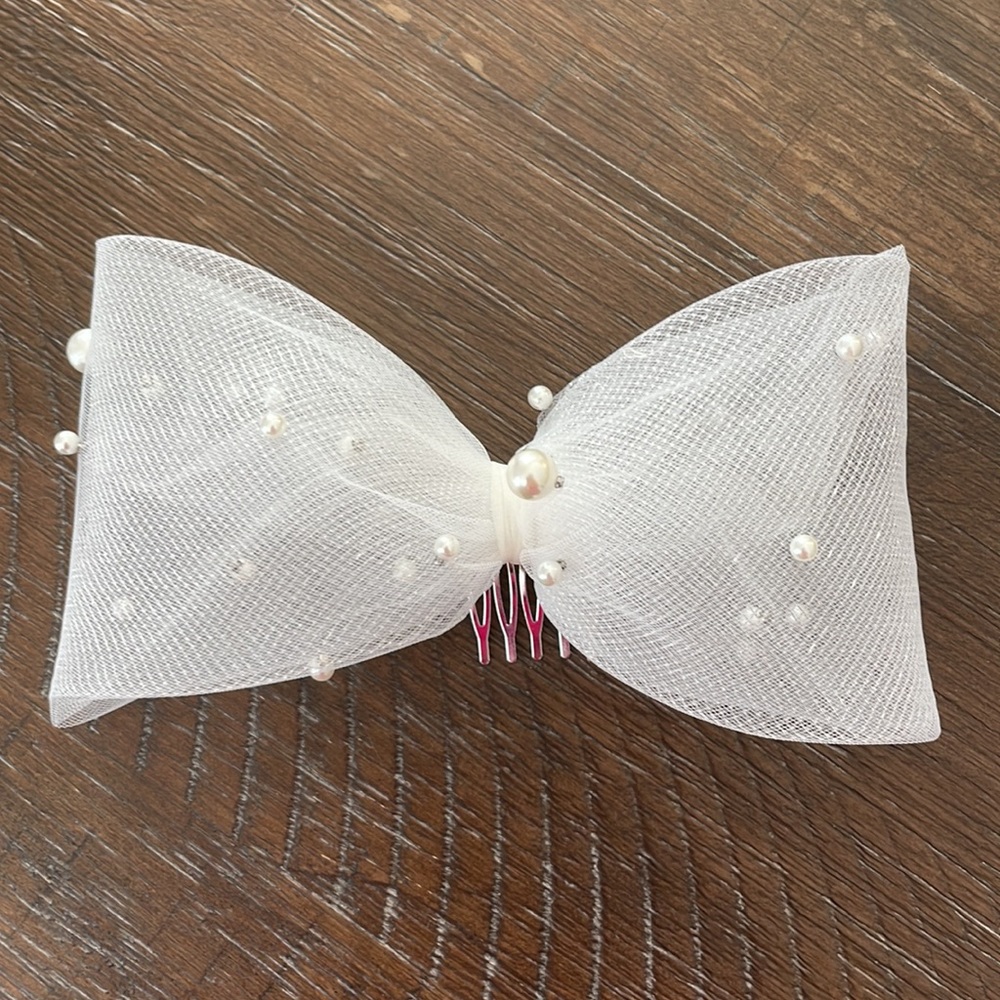 Hand made bow! - Picture 2 of 4